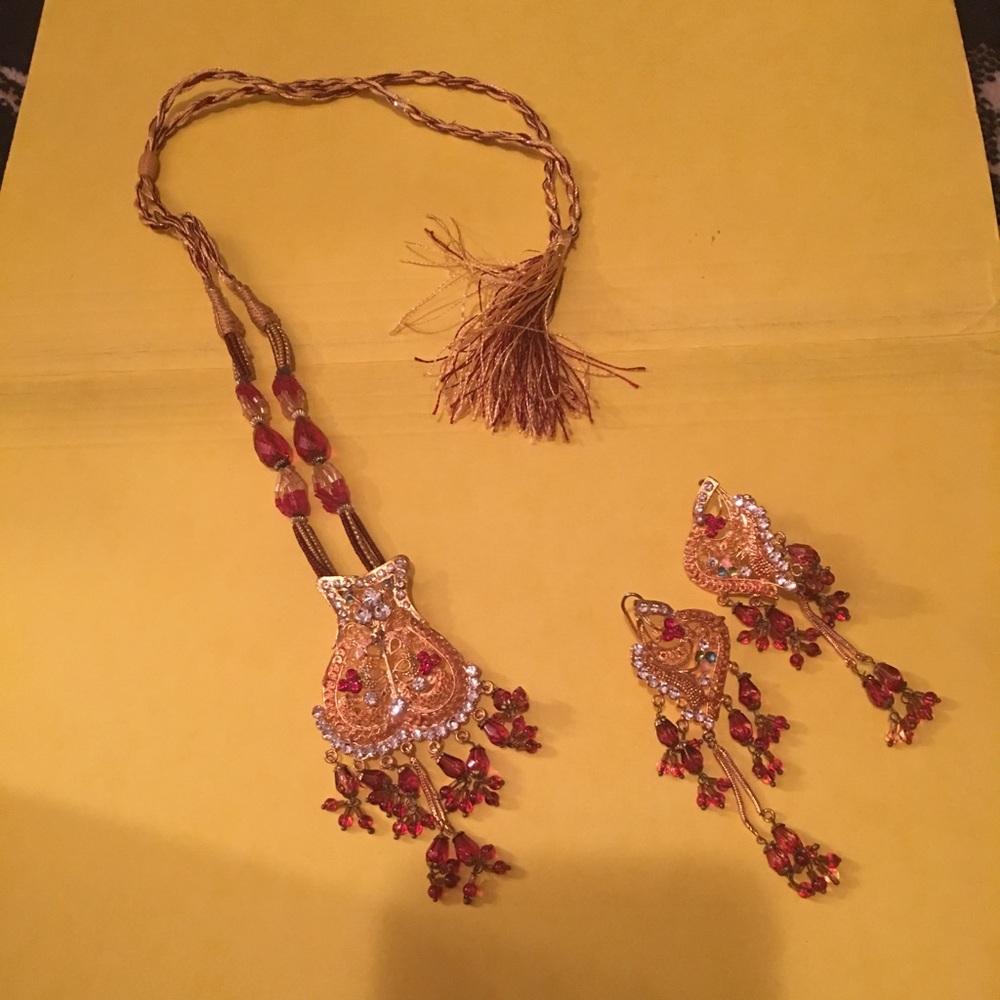 Gold plated Indian style jewelry set